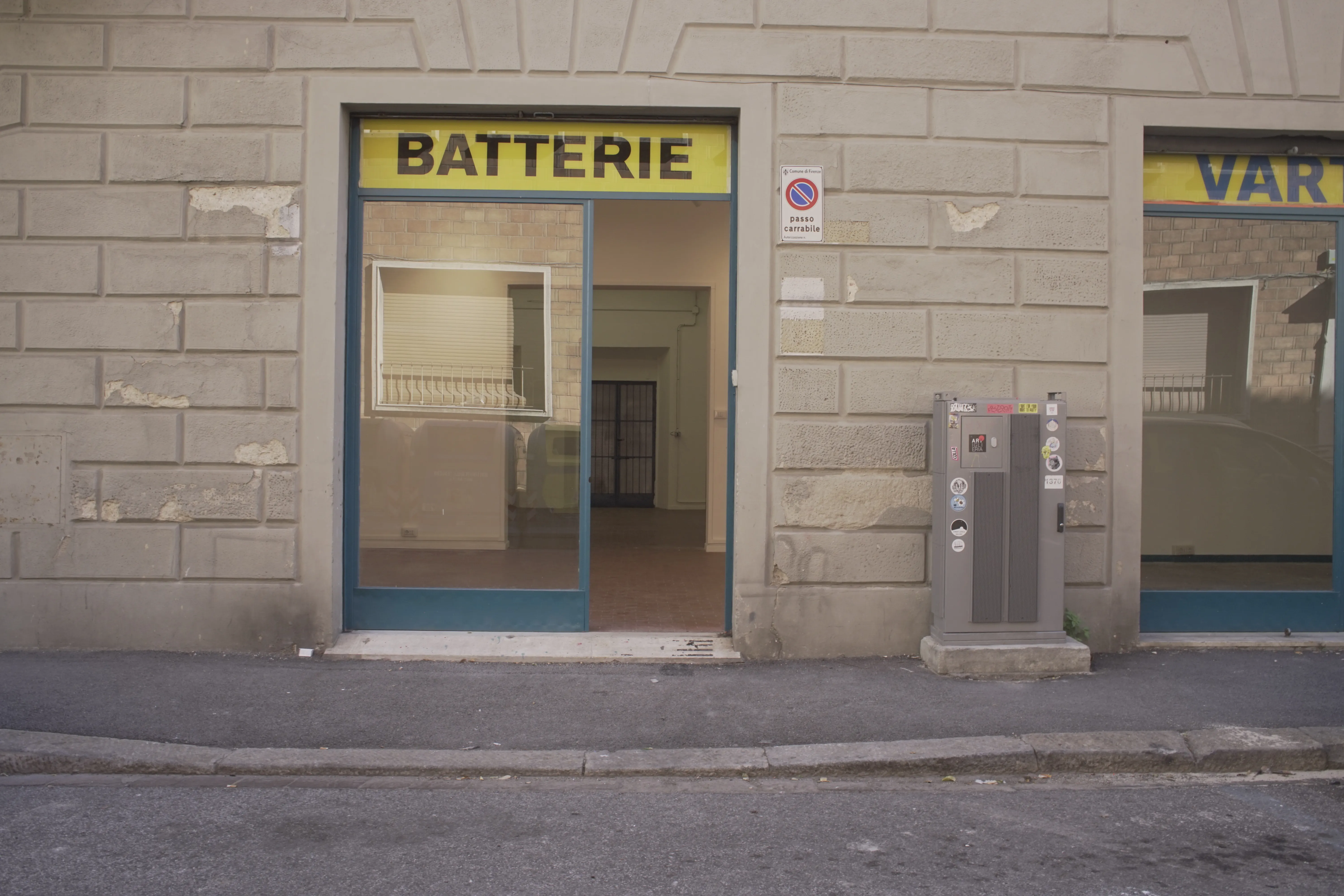Spazio Image 1